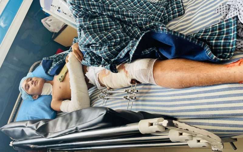 दुर्घटनामा घाइते माझीको उपचारमा आर्थिक अभाव,सहयोगका लागि परिवारको अपिल